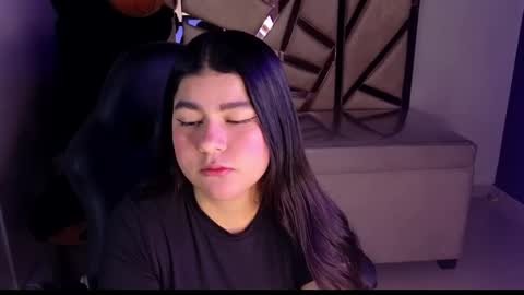 Emma online show from 3, 2, 2025