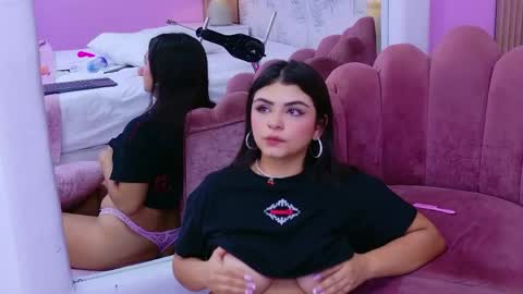 Emma Lee online show from 14, 4, 2026