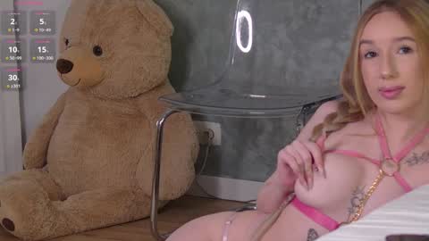 EmmaNaughtiness online show from 18, 1, 2025