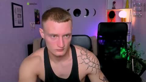 Snapshot of emmanuel_shine chatting on 17, 6, 2026 Emmi online show from 17, 6, 2026