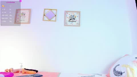 Snapshot of emmarogers_ chatting on 28, 1, 2025 Emma Rogers online show from 28, 1, 2025