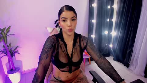 Emma Russell online show from 21, 1, 2025