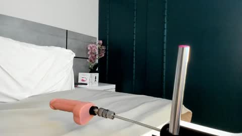  Emma  online show from 21, 2, 2025