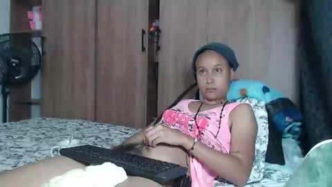 emmasweet95 online show from 14, 1, 2025