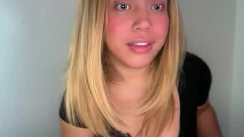 YourDreamGirl Emma  online show from 4, 2, 2026