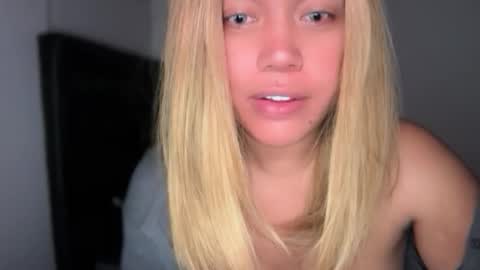 YourDreamGirl Emma  online show from 8, 3, 2026