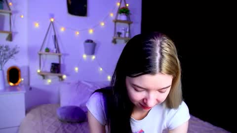 emmie_everly online show from 16, 10, 2025