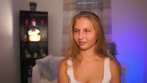 Emmie online show from 2, 11, 2025