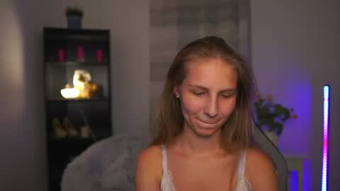 Snapshot of emmie_murray chatting on 3, 7, 2026 Emmie online show from 3, 7, 2026