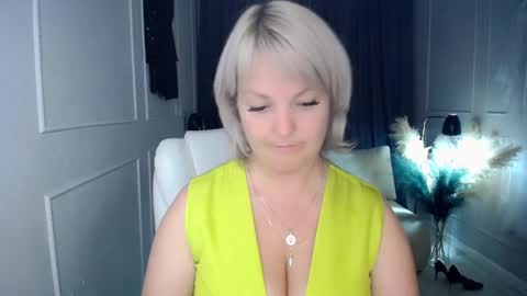 emmmam online show from 7, 10, 2025