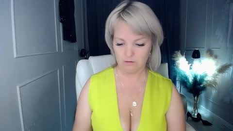 emmmam online show from 18, 10, 2025