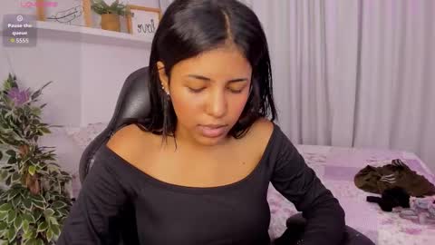 Emmy Heart online show from 16, 9, 2025