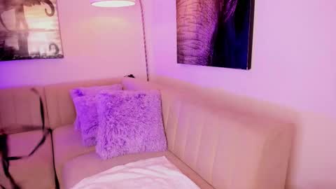 Emmy Heart online show from 13, 2, 2026