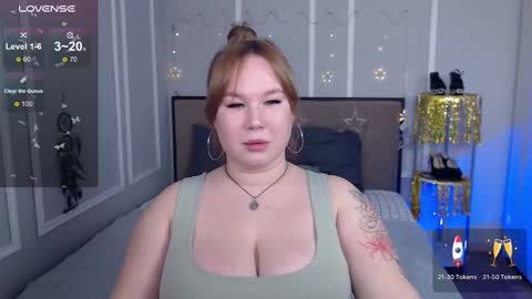 Snapshot of emmy_moonlight chatting on 6, 2, 2025 Emmy online show from 6, 2, 2025