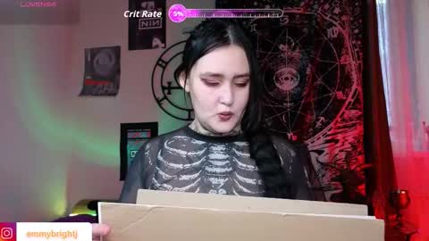 Emmy Bright     50  online show from 25, 2, 2026