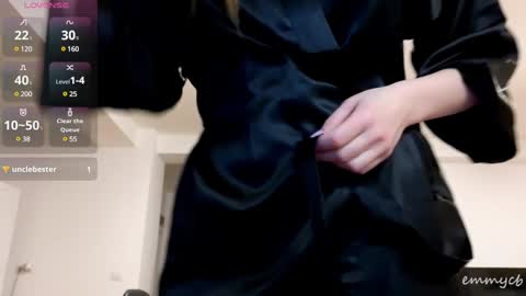 Em online show from 4, 1, 2025