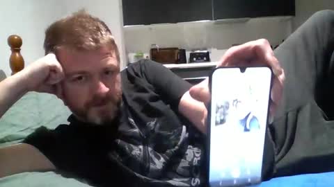 emrys2016833836 online show from 12, 2, 2026