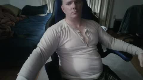 Snapshot of emsguy1 chatting on 6, 4, 2026 Matt online show from 6, 4, 2026