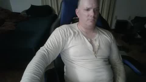 Snapshot of emsguy1 chatting on 5, 5, 2026 Matt online show from 5, 5, 2026