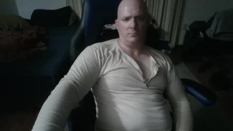 Snapshot of emsguy1 chatting on 13, 5, 2026 Matt online show from 13, 5, 2026