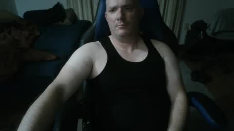 Snapshot of emsguy1 chatting on 16, 5, 2026 Matt online show from 16, 5, 2026