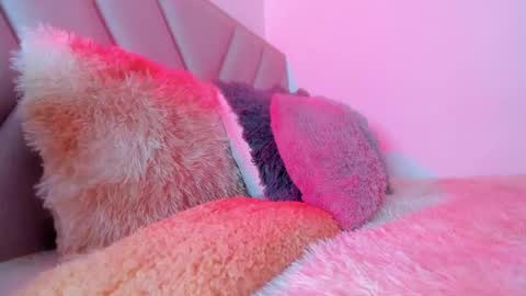 Emy online show from 18, 12, 2024