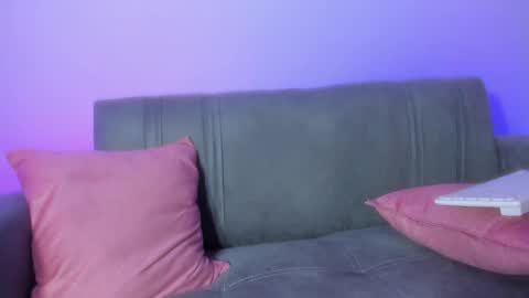 Emy online show from 8, 2, 2025