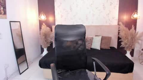 emy online show from 21, 6, 2026