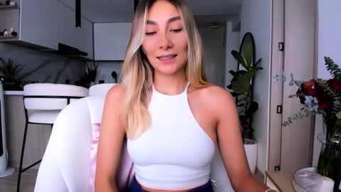 emyconneer online show from 19, 2, 2025