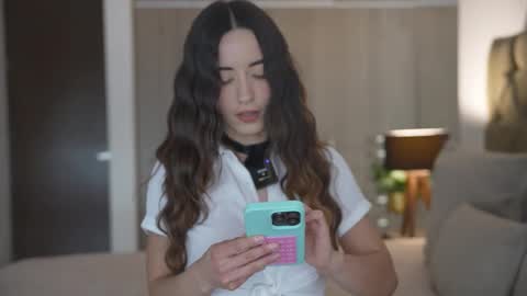 Eimi3 online show from 10, 2, 2025