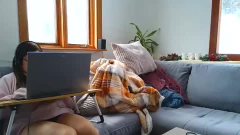 emyxxl online show from 22, 12, 2025