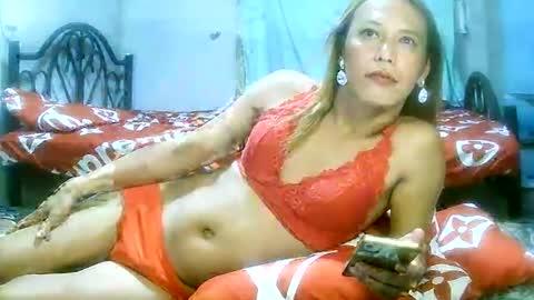 Snapshot of encantadats chatting on 17, 1, 2025 CHUN LY online show from 17, 1, 2025