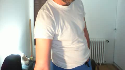 Snapshot of endearment115 chatting on 6, 1, 2025 endearment115 online show from 6, 1, 2025