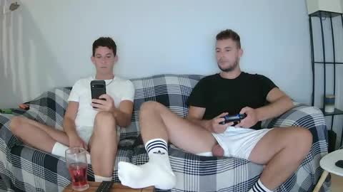 Englishladxxx online show from 21, 6, 2026
