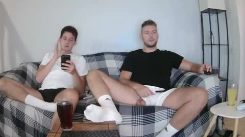 Englishladxxx online show from 28, 6, 2026