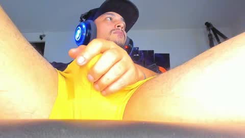 enjoymycock99 online show from 2, 11, 2025