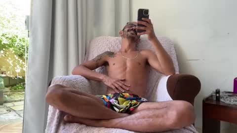 Snapshot of enjoythetrip chatting on 17, 1, 2025 Luke online show from 17, 1, 2025