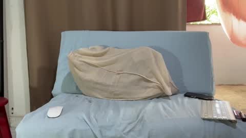 Snapshot of enjoythetrip chatting on 21, 2, 2025 Luke online show from 21, 2, 2025