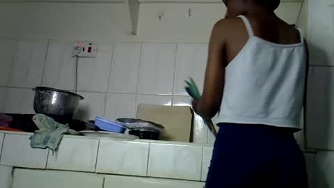 enkarxx online show from 23, 4, 2026