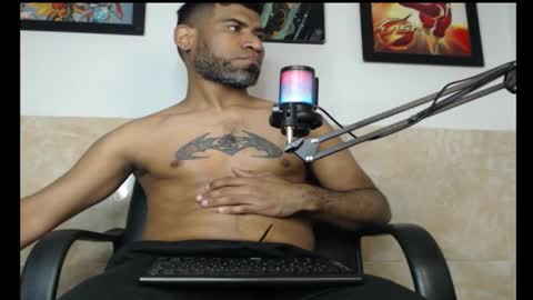 enriblack92 online show from 5, 11, 2025