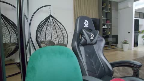 Erik online show from 31, 1, 2025