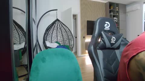 Erik online show from 24, 2, 2025