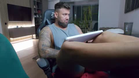 Erik online show from 27, 9, 2025