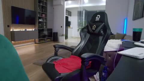 Erik online show from 25, 5, 2026