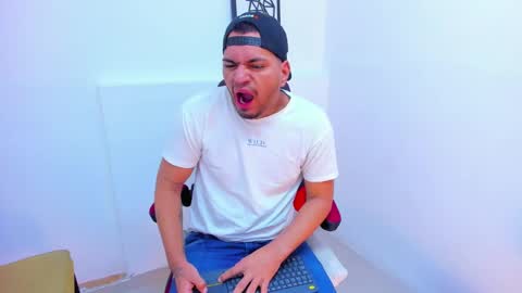 enrique online show from 20, 1, 2025