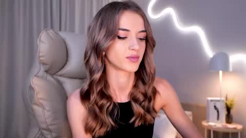 entya online show from 17, 10, 2025