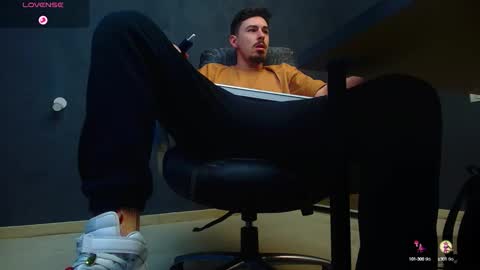 EnzoRace online show from 9, 10, 2025