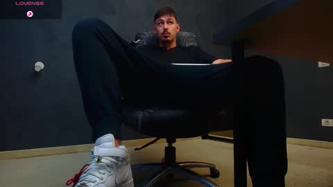 EnzoRace online show from 16, 10, 2025