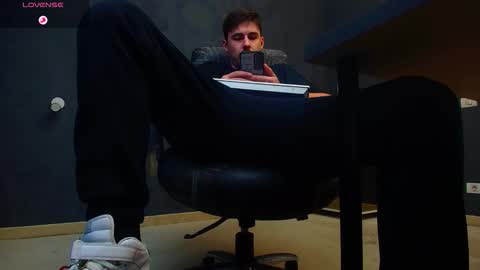 EnzoRace online show from 7, 11, 2025