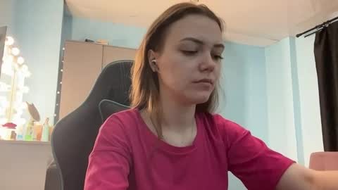 Lily online show from 16, 3, 2026